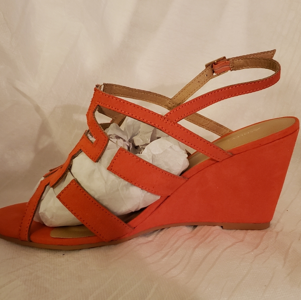 NEW Ashley Stewart Orange Cutout wedges- sz 11w